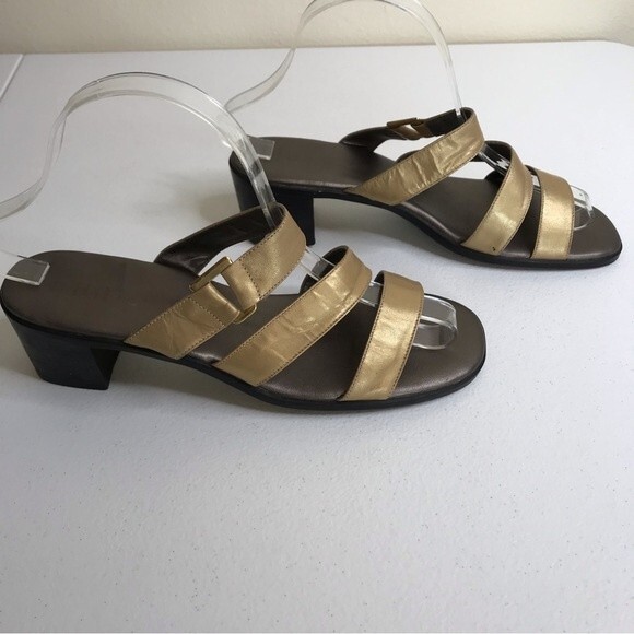 Unisa Gold Three Strap Block Heel Leather Sandal Women Size 8 Made in Brazil - Picture 4 of 16